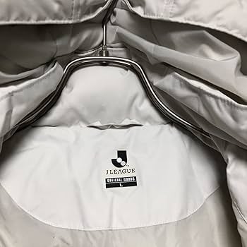 ジュビロ磐田　エンブレム入りベンチコート ジュビロ磐田 エンブレム入りベンチコート 2024年11月16日 明治